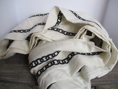 JF Fabrics Tangle Design 5 1/2 Yards Linen Fabric Embroidered Chain Ivory & Blue