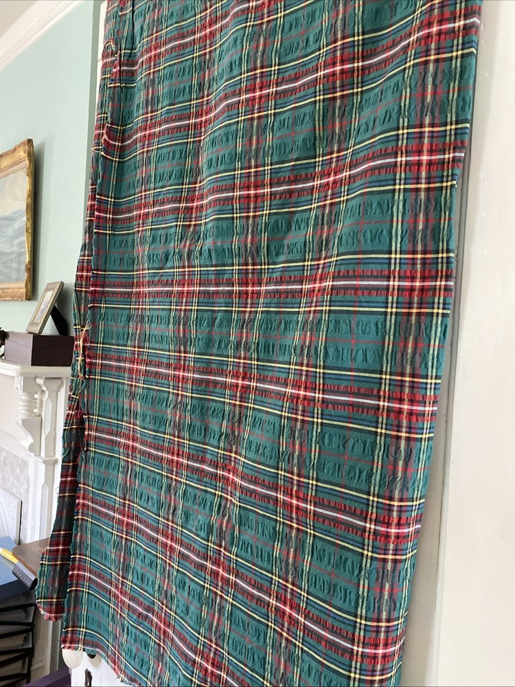 Vintage Seersucker Christmas Plaid Tartan Holiday Fabric 58″ x 3 yds