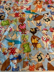 2005 Loralie Harris Designs BATHING BEAUTIES Fabric 2 Yard USA Pattern #977 HTF