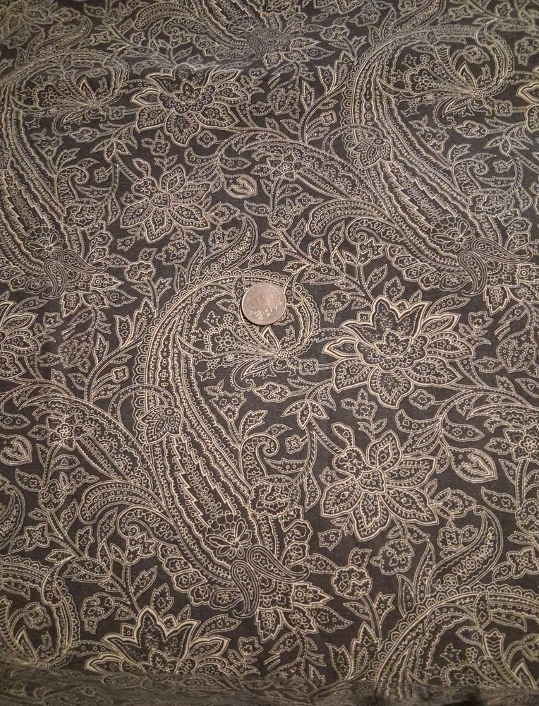 Blue And White Floral Cotton Polyester Fabric 104″ X 36″