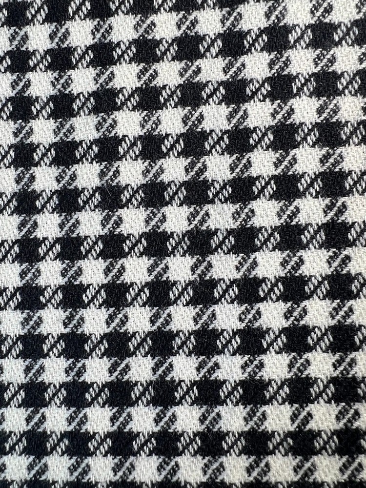 Fabric – 100% Houndstooth WOOL Black and White 48″ L x 60″ W