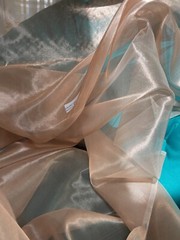 FABULOUS QUALITY SILK METALLIC ORGANZA PLAIN OR SILK TISSUE – WHITE/ COPPER!!!