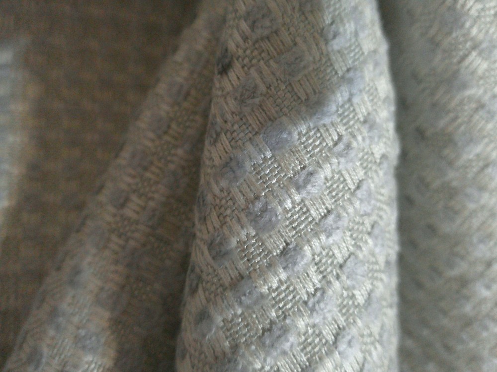Kravat Candice Olson “Bubble Tea “in Vapor Soft Blue & Creme/ Chenille Dot 1.5 Y