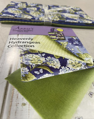 Annie’s Creative Quilters Fabric + Pattern Heavenly Hydrangeas Collect FQ081 New