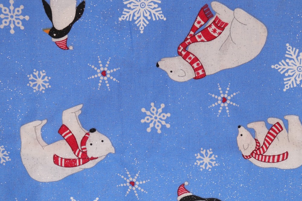 108″L x 44″W Fabric Traditions Winter Polar Bears Penguins Snowflake Glitter