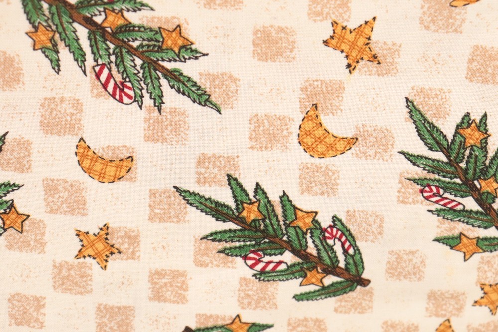 120″L x 43″W Quick as a Wink Fabric Carter for SSI Pine Branch Tree Candy Cane