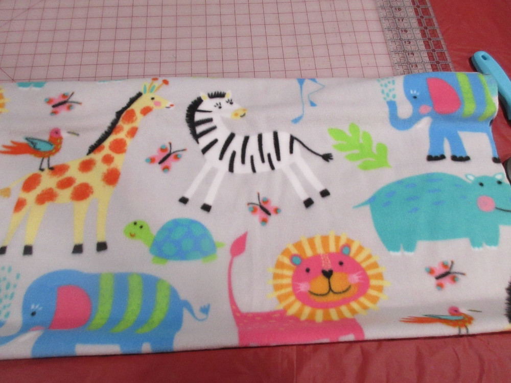 Fleece Fabric – Colorful Safari Animals – 30″ x 52″