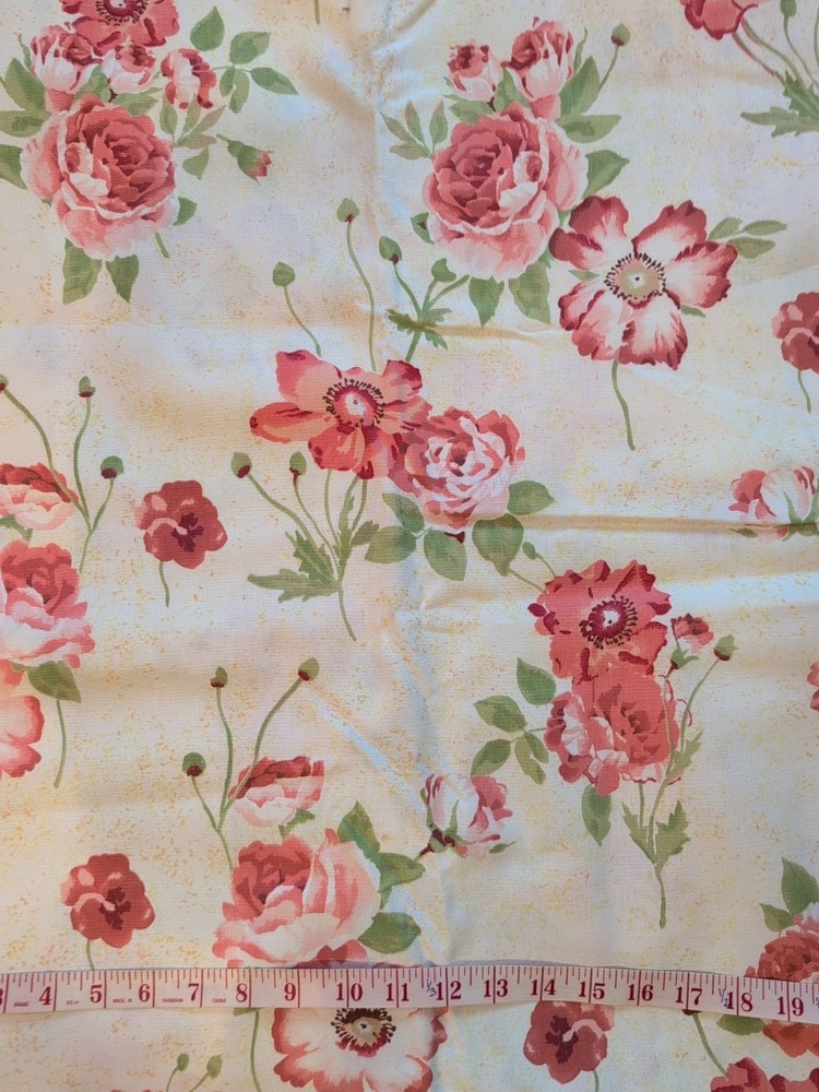 VTG Scattered Pink Roses on Cream COTTON Fabric Joann’s Cottage French 4yd X 44″