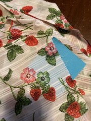 2.5yd x 45 Lt Weight Poly Cotton Fabric Red Strawberries Flowers Green Leaves