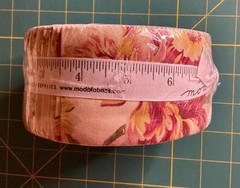 Moda Quilter’s Cotton Jelly Rolls – 2-1/2″ Strips x 42/44″ Long – 40 Strips