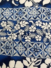 TRANS PACIFIC TEXTILES Hawaiian Flowers Floral Blue & White Fabric 44″ wide 19″