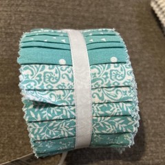 Turquoise Fabric Jelly Roll 42″ Cotton 20 Strips 2.5″ x 42″-Jo-Ann 20 Designs