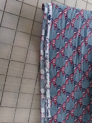 1 yard Patriotic American Flag Bows 4th of July Quilting Cotton Remnant 44″x45″