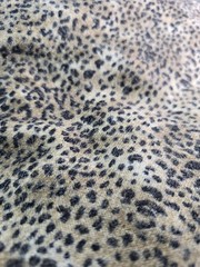 Leopard Animal Print Sweater Knit Fabric 60″ Wide 2 Yards Brown Black Soft