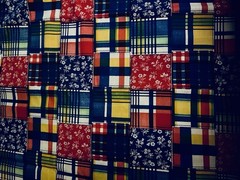 VTG ‘70’s Colorful Faux Ditsy & Plaid Patchwork 3 ” SQ Cheater Quilt BTFQ