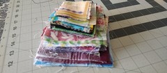 Lot of 120 cut squares for quilting / Crafts 4″x4″ and 2″x2″