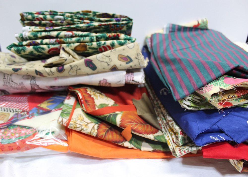 Large Lot Of Vintage Fabric Some Quilt Squares
