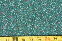 35″ Long, Vintage, Red Blue & White Calico on Green Quilt Cotton, Peter Pan,V799