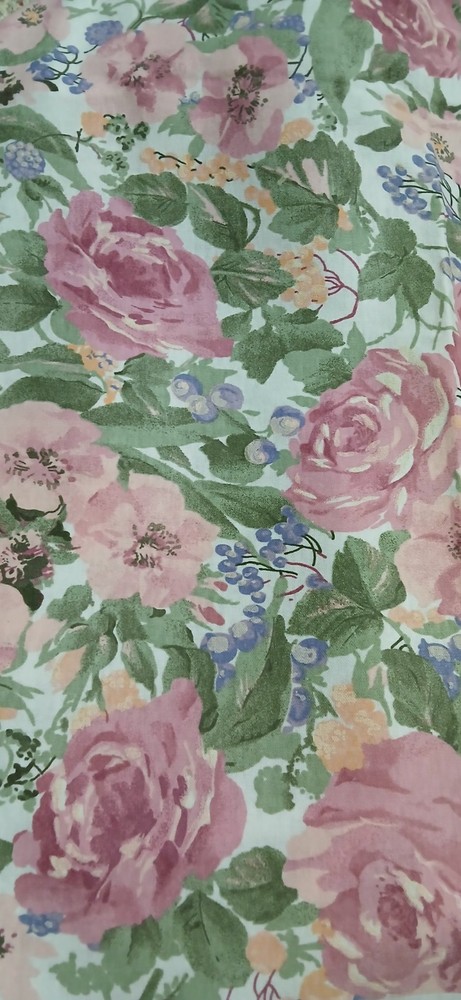 Vintage 1980’s Floral Fabric Dan River? shabby Chic floral roses 4 yards 60″ new