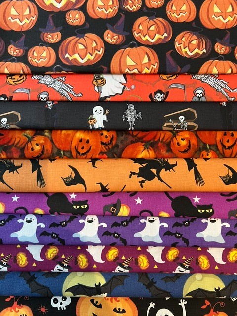 Quilting Fabric Lot – Halloween, 10 Fat Quarters + 1 FREE!