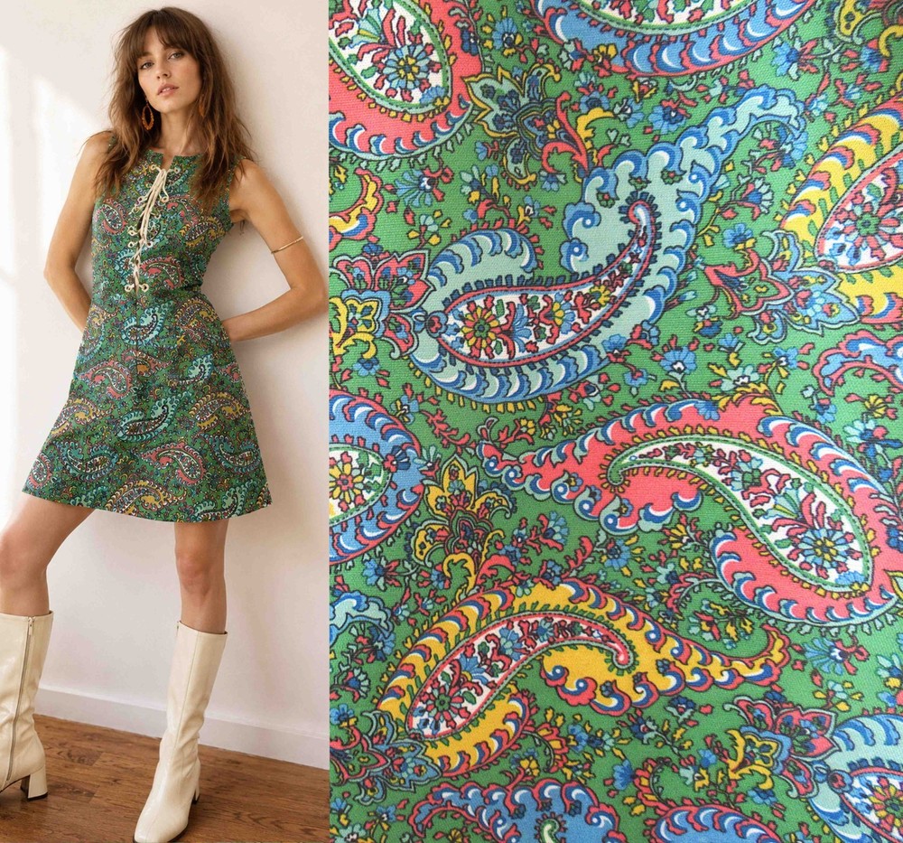 Vintage Green Paisley One Way Stretch Fabric 150cm wide x 1.3 meters