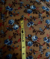 VTG Shades of Blue & Red Florals on Caramel Brown 44″x21