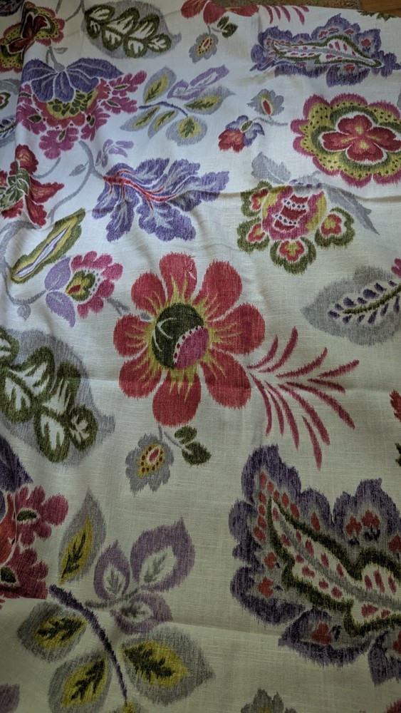 Kazoo Ruby – Braemore Textiles traditional ikat floral 1 5/8yd