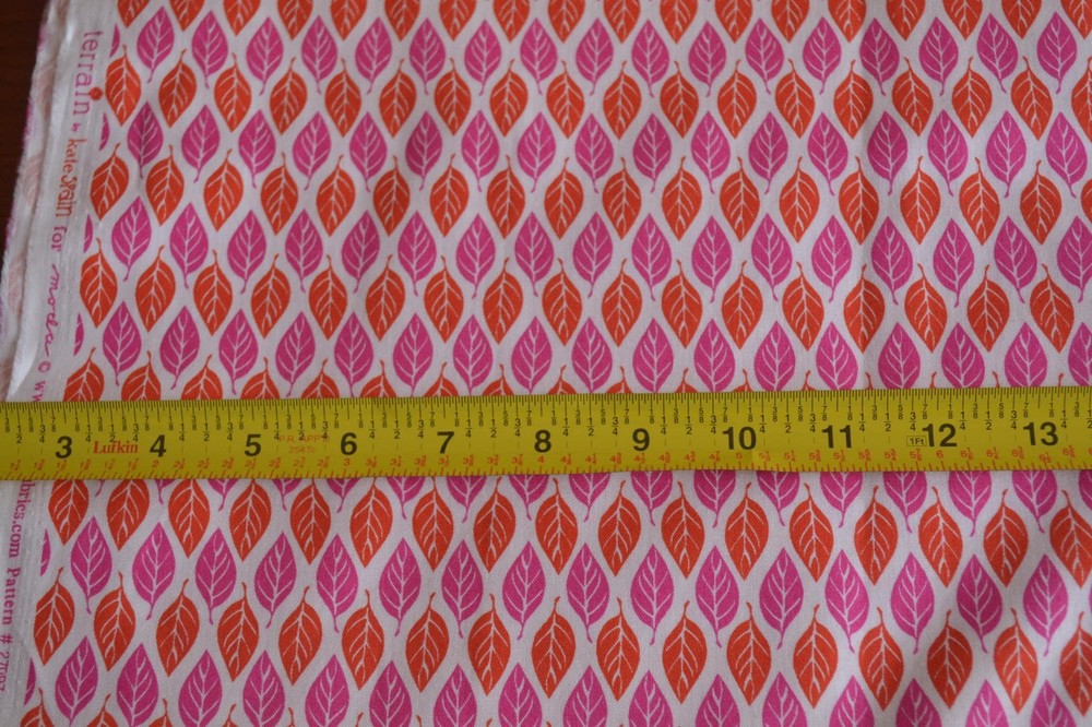 By 1/2 Yd, Orange & Pink on White Quilt Cotton, Moda/Terrain/Spain/27097, M8575