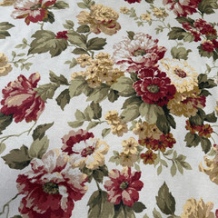 Vintage Magnolia Home Fashion Fabric 1998 Floral Cotton Designer Irregular Cut