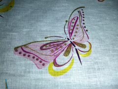 Vtg JoAnn Fabric Off‑White Cotton MOD Butterflies w/ Metallic Gold 54″x 1.5+ yd