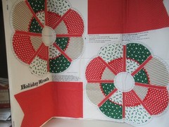 Spring Mills Holiday Puffy Patchwork Christmas Wreath Fabric Panel VTG 1970`S