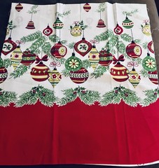 VTG `50`s Christmas Ornament Red Border Print on White 36″x17″