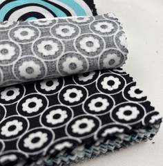 Benartex Op Art Reflections Charm Pack 5″x5″ 42 Pieces Cotton Quilting Fabric