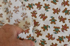 By 1/2 Yd, Vintage, Red Green & Brown Christmas Teddy-Bears on White Cotton,P358