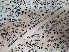 Merry Mary Fabrics White with Black Floral Vtg. Synthetic Fabric Silky 31″ x 44″