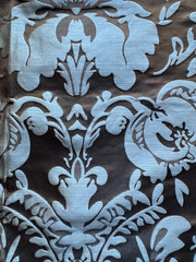 Kravet Couture 27679 615 Netherlands Designer Fabric Remnant 24 x 24″