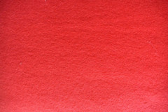 LITE RED SOLID CRAFT FELT 100% ACRYLIC 50X36 INCHES + 34X 11″ REMNANT