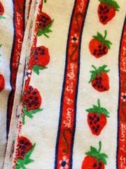 Striped Strawberries VTG Lanz of Salzburg Cotton Flannel Fabric 1Y x 44″W