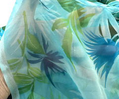Floral Turquoise Sheer Voil 3 1/2 Yards 45″ Wide Very Nice