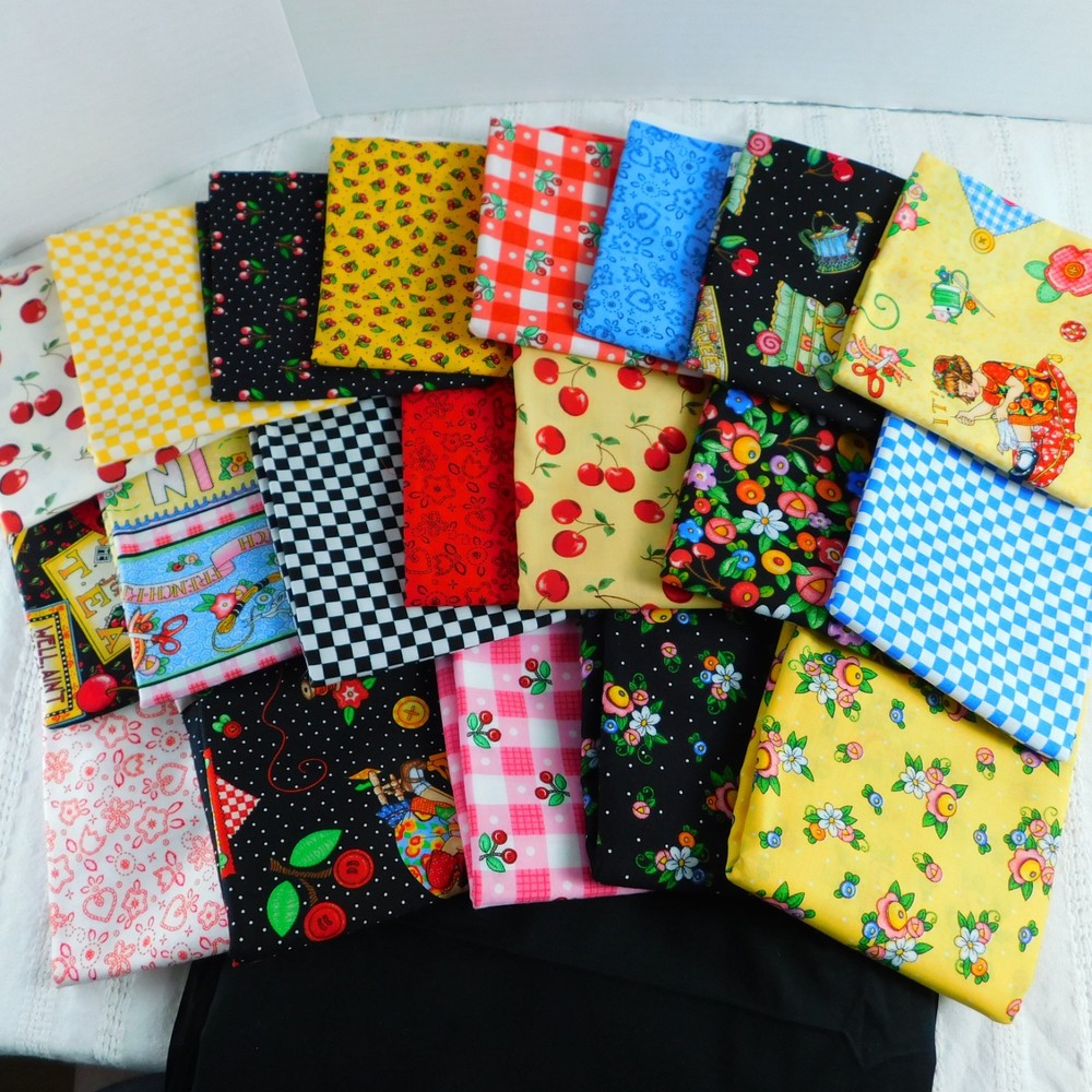 Mary Engelbreit Quilting Fabric Lot, Cotton Vintage 8.5 Yards 20 Pieces 2.13 lbs