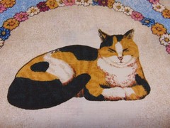 Cotton Fabric Kitty Cats All Over Print in Floral/Flower Circles 92″ x 46″