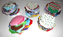 Lot of 900 Hexagon Quilt Pieces Prints Solids Christmas Florals & Template