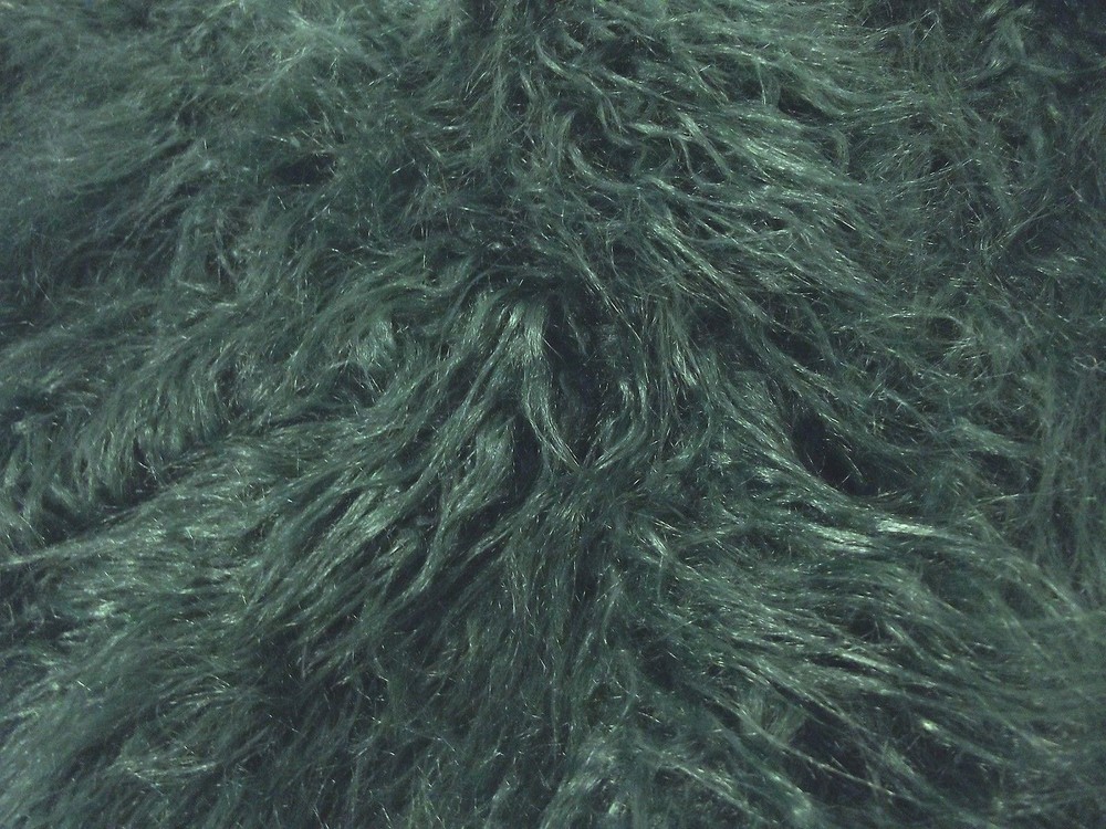 Super Luxury Faux Fur Fabric Material – LONG SHAGGY BOTTLE GREEN