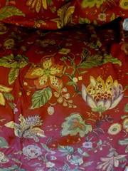 VTG Jay Yang Design Floral Jacobean Upholstery Cotton Fabric 54″ X 92″