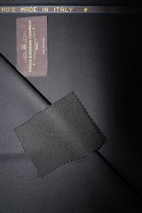 100% MERINO WOOL SUITING FABRIC in “Polynesian Blue” = MADE IN ENGLAND = 3.4 m.