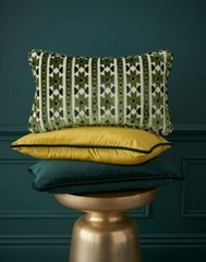 iLiv Thick Plush Velvet Fabric 85cm Bazaar Emerald Curtain Upholstery Cushion