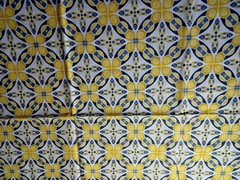 Silent Cinema by Jenean Morrison Yellow on White – Cotton – 36″ x 42″