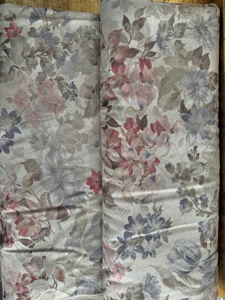 VTG Pastel Rose Pink Damask Tapestry Fabric 9.9 Yd Lot Textured Sheen Floral