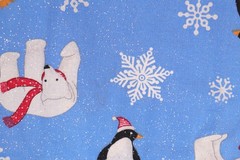 108″L x 44″W Fabric Traditions Winter Polar Bears Penguins Snowflake Glitter