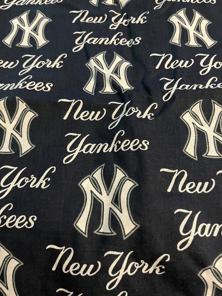 VTG 2015 MLB New York Yankees Logo Print by Fabric Traditions 29″X18″ BTFQ